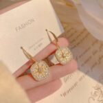 Aretes de Estrellas con Perlas Cuadrado