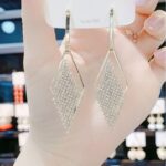 Aretes Rombo Dorado con Brillos